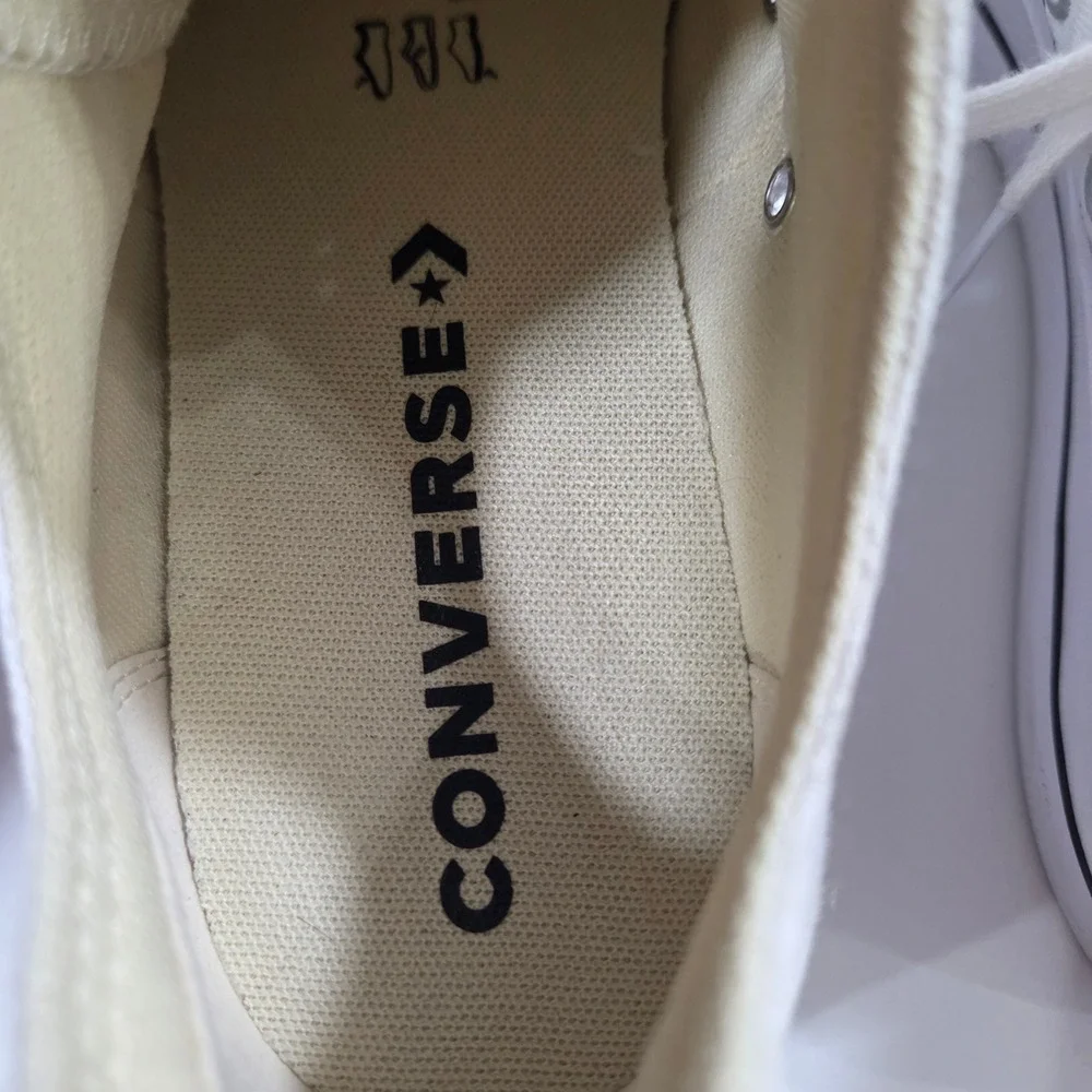 Converse Chuck Taylor All Star Lift Platform White Canvas LowTop 560251F Size 9W - Picture 6 of 8
